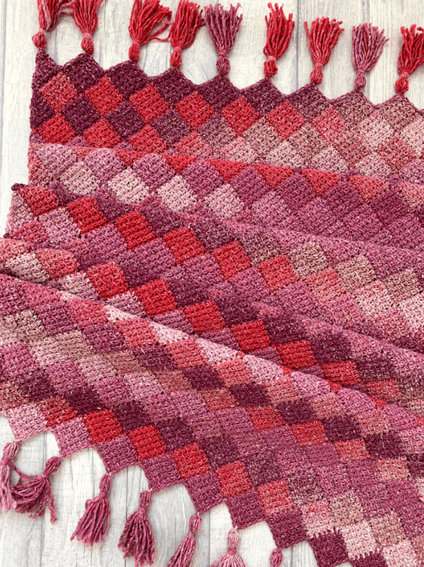 Miroslava crochet design pattern shawl