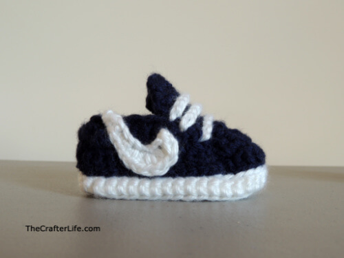 Baby Sneakers crochet pattern
